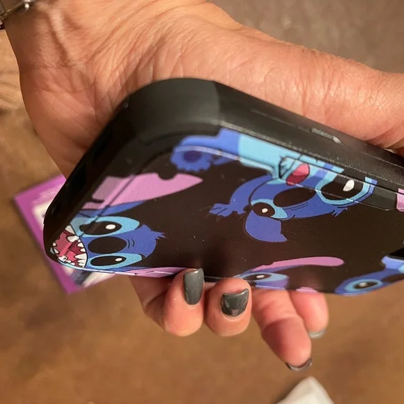 New in Box Disney Stitch Hard Cover Cell Phone Case